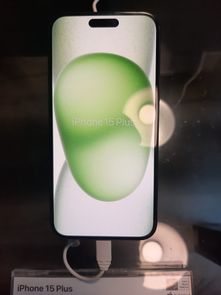 iPhone 15 Plus