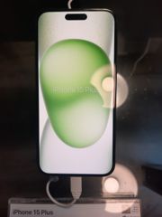 iPhone 15 Plus